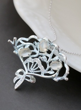 银宸首饰 镶天然月光石银吊坠 民族风复古扇形女士925纯银项坠