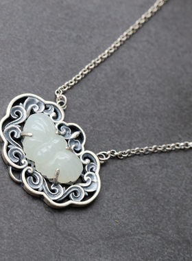 银宸首饰 镶天然和田玉镂空花纹平安锁银项链民族复古925纯银吊坠