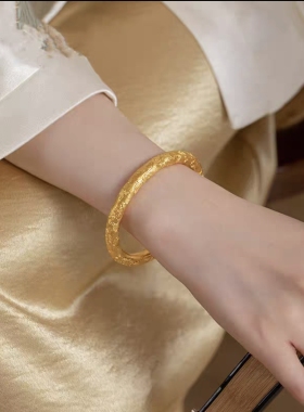 金丝缕纂内光牡丹拉丝簪刻手镯