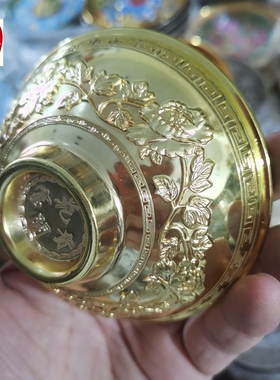 古玩收藏铜鎏金鲤鱼牡丹碗新款连年有余小金碗铜器直径8CM