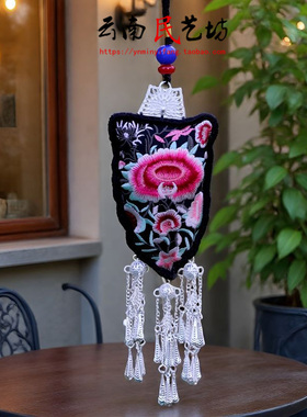 云南民族风刺绣花长毛衣链挂件