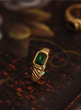 外婆缝衣服复古真金莱茵石戒指