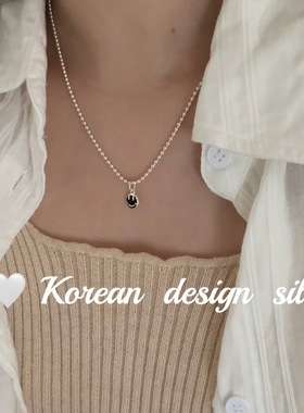韩国设计亮银饰品 S925纯银黑色滴釉笑脸珠珠项链高级感叠戴ins风