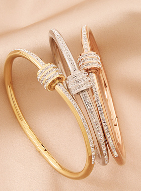 高级感女钛钢不掉色不过敏手镯潮