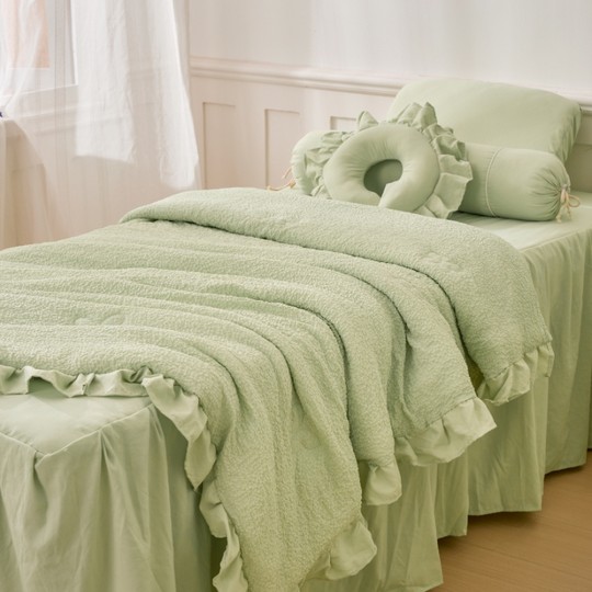 2025 Internet celebrity new beauty bed cover four-piece set bed cover high-end cream bubble yarn beauty salon special bed cover