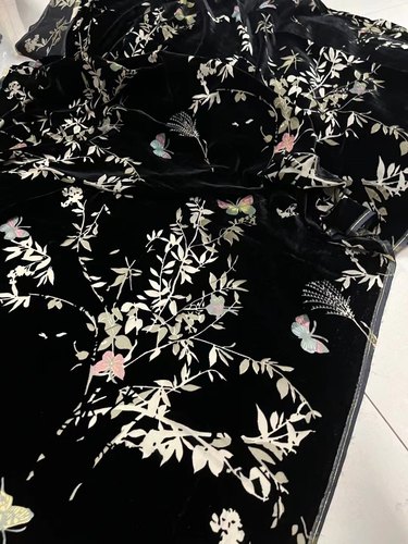 黑底蝴蝶镂空真丝底布真丝绒桑蚕丝绒布料连衣裙旗袍衬衣面料 - 图3