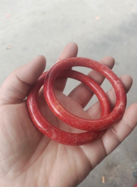 新款鸡血红玉石圆条手镯鸡血玉手环女款本命年戈壁玉镯子时尚简约