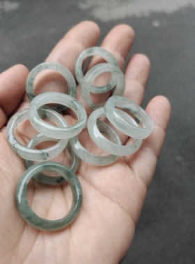 天然正品天山翠戒指飘花淡绿色远山黛翠色玉指环古情侣款古风戒指