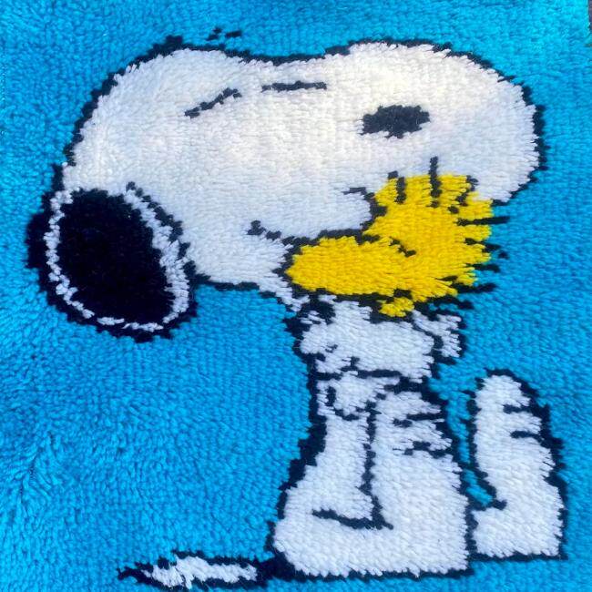 学生手工DIY毛线段段绣史努比卡通动物地毯坐垫椅垫材料包