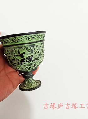 青铜器摆件西周狩猎纹爵酒杯饰品