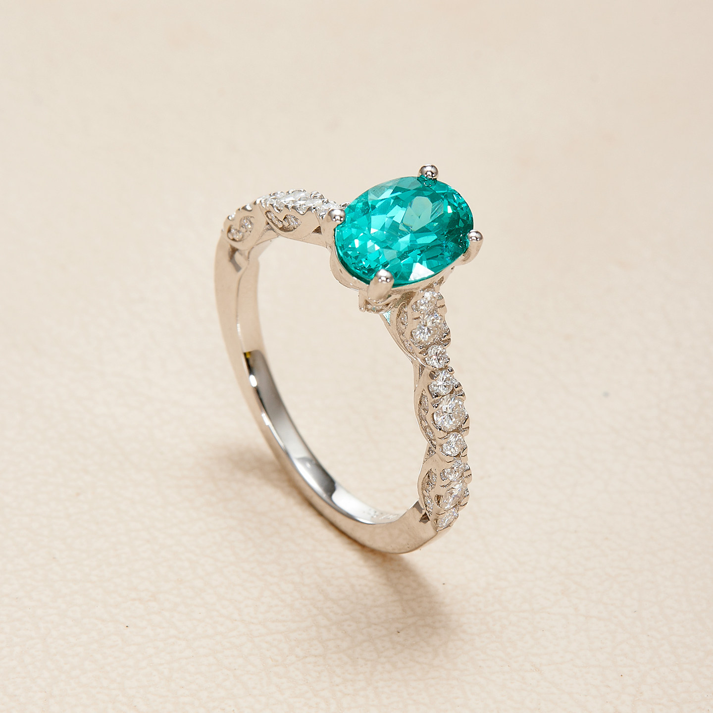 AHCHOO high-end 1.5 carat cultivated Paraiba stone green water drop ring moissanite white gold ring for women