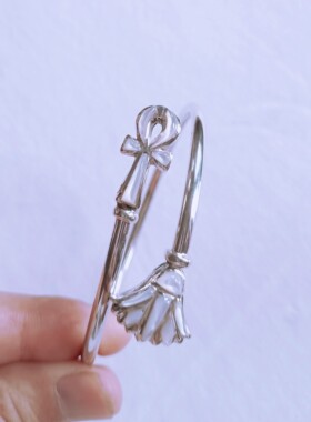 古埃及展进口银饰首饰天然贝母镶嵌莲花安卡十字架组合女款手镯