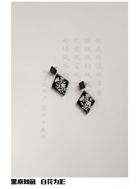 原创手绘花卉中式冷清感艺术耳钉