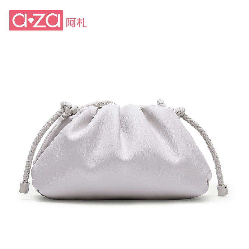 白色云朵女2020新款ck单肩斜挎包包 aza女士包袋