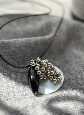 天然海贝黑玛瑙葡萄串吊坠长项链