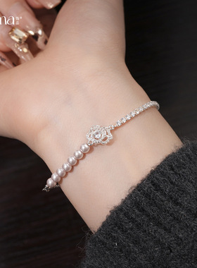 2025冬当季新款 衣佳人折扣 串珠花朵珍珠手链轻奢感手环精致