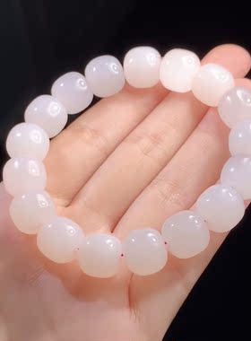 野牛沟玉质细腻老型珠手链