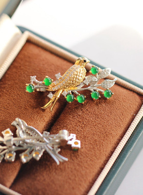 阳绿翡翠喜鹊胸针吊坠