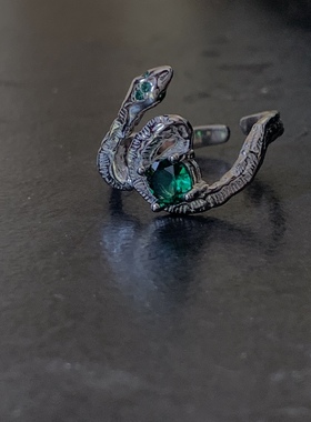 原创设计斯莱特林蛇绿锆石纹理质感S925纯银开口戒指个性情侣戒指