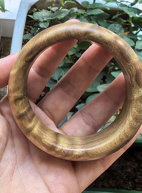 金丝楠木手镯  木手镯 内径5.8 边宽2 边厚1厘米