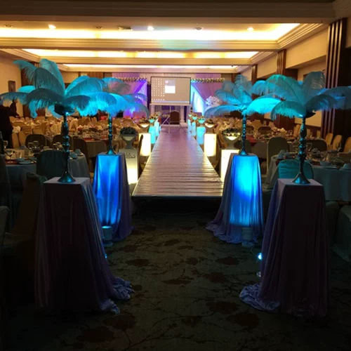 45-50 см. Острих сцены сцены свадьба свадьба счастливое событие ktv Road цитируется столовые цветочные украшения аксессуары цветочные бутылки декоративные перья