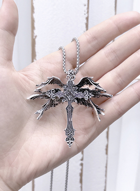 暗黑六翼天使复古金属十字架项链