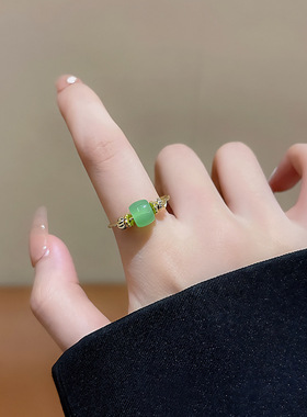新中式仿玉髓戒指女复古高级个性设计感食指戒简约时尚指环手