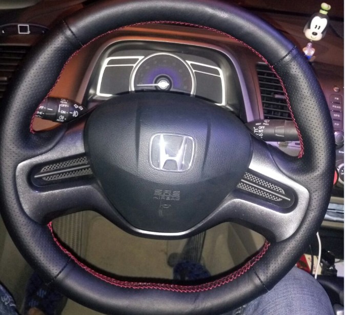 本田二代飞度老锋范xrv杰德思铭思域专用真皮手缝方向盘套把套 平安行方向盘套主营店 淘优券