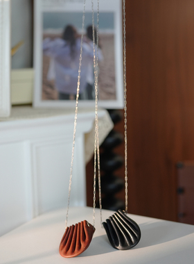 小众复古925银小牛皮贝壳毛衣链