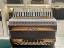 Italian original imported SINOVA 120 bass three-row spring 4-leaf spring keyboard accordion