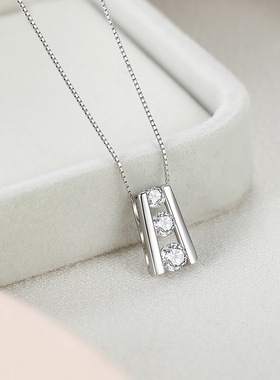 极简个性三颗莫桑钻夹镶梯形吊坠项链女S925纯银高级感盒子链饰品
