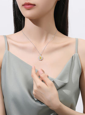 s925银满钻祖母绿方形项链吊坠甜美轻奢风8A锆石小众设计女款项链