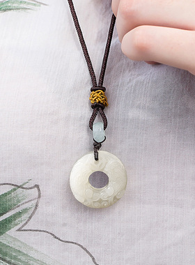 天然新疆和田玉吊坠如意貔貅招财平安扣女天然玉石挂件情侣款男项