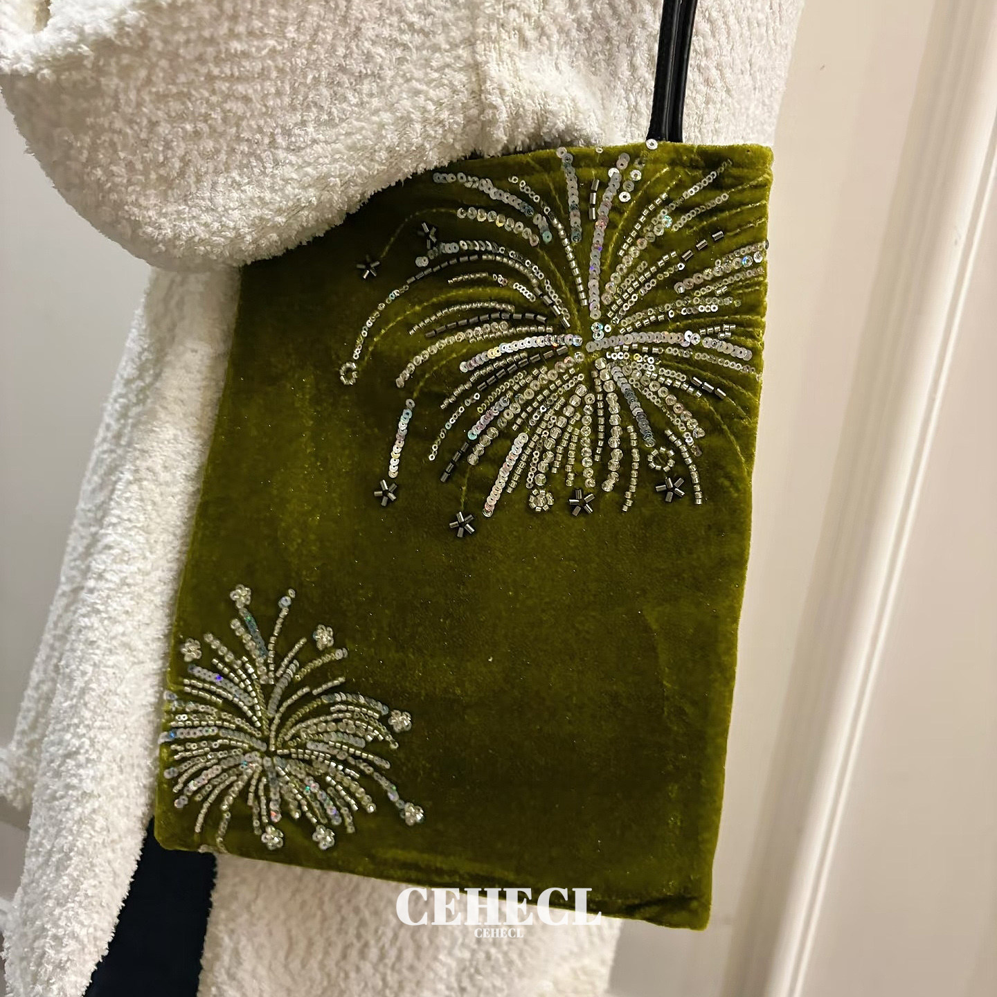 设计师定制！高端丝绒烟花刺绣单肩包女托特包通勤日常购物袋女包,淘宝优惠券,粉丝福利购,淘宝优惠卷