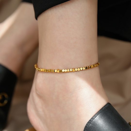 Lichtbeständiges Fußkettchen aus geschreddertem Silber aus 18-karätigem Gold für Damen