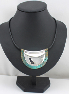 欧美殿堂级绿色金属项链