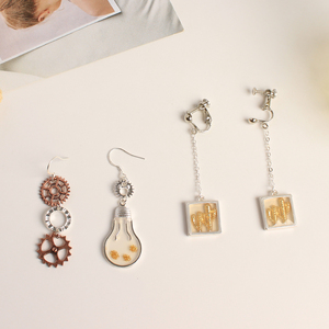 森系可爱透明树脂亚克力简约耳环