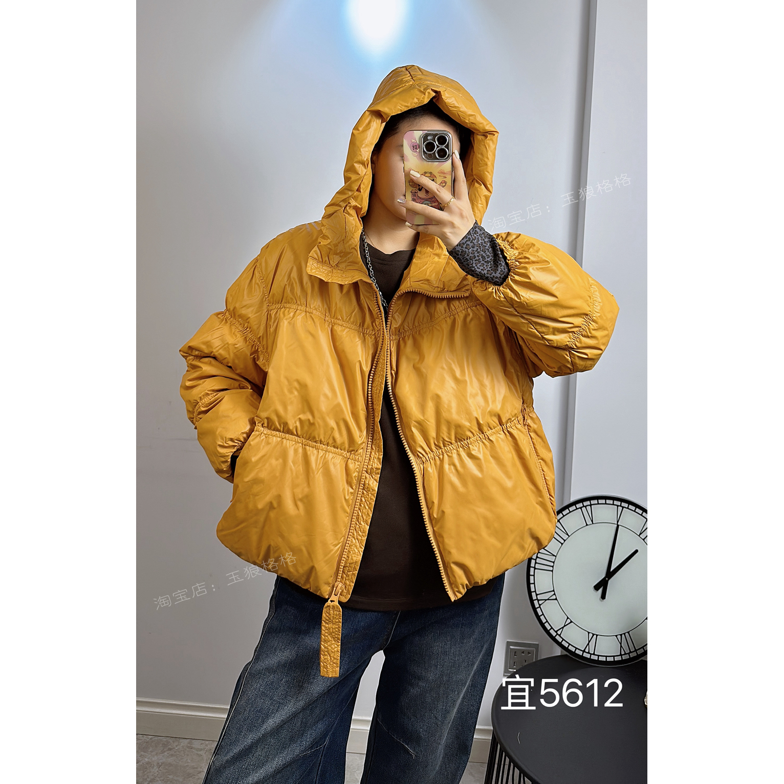 宜语析5612冬加大码轻薄羽绒服女 190斤胖妹mm学院风减龄连帽棉服 - 图0