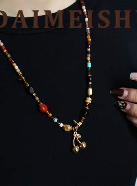 复古美拉德时尚精致气质百搭樱桃毛衣链轻奢高级感新年长项链