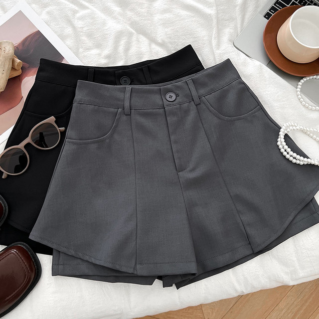 Ruffled high-waist slimming shorts and wide-leg pants