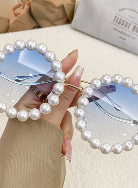 网红珍珠圆框波浪腿防紫外线墨镜