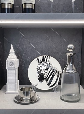 简约现代酒柜家居软装饰品摆件