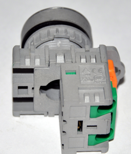 正品台湾天得TN2BFR-1A/1B平钮 按钮开关 自复位平头 红绿黄 银点 - 图0