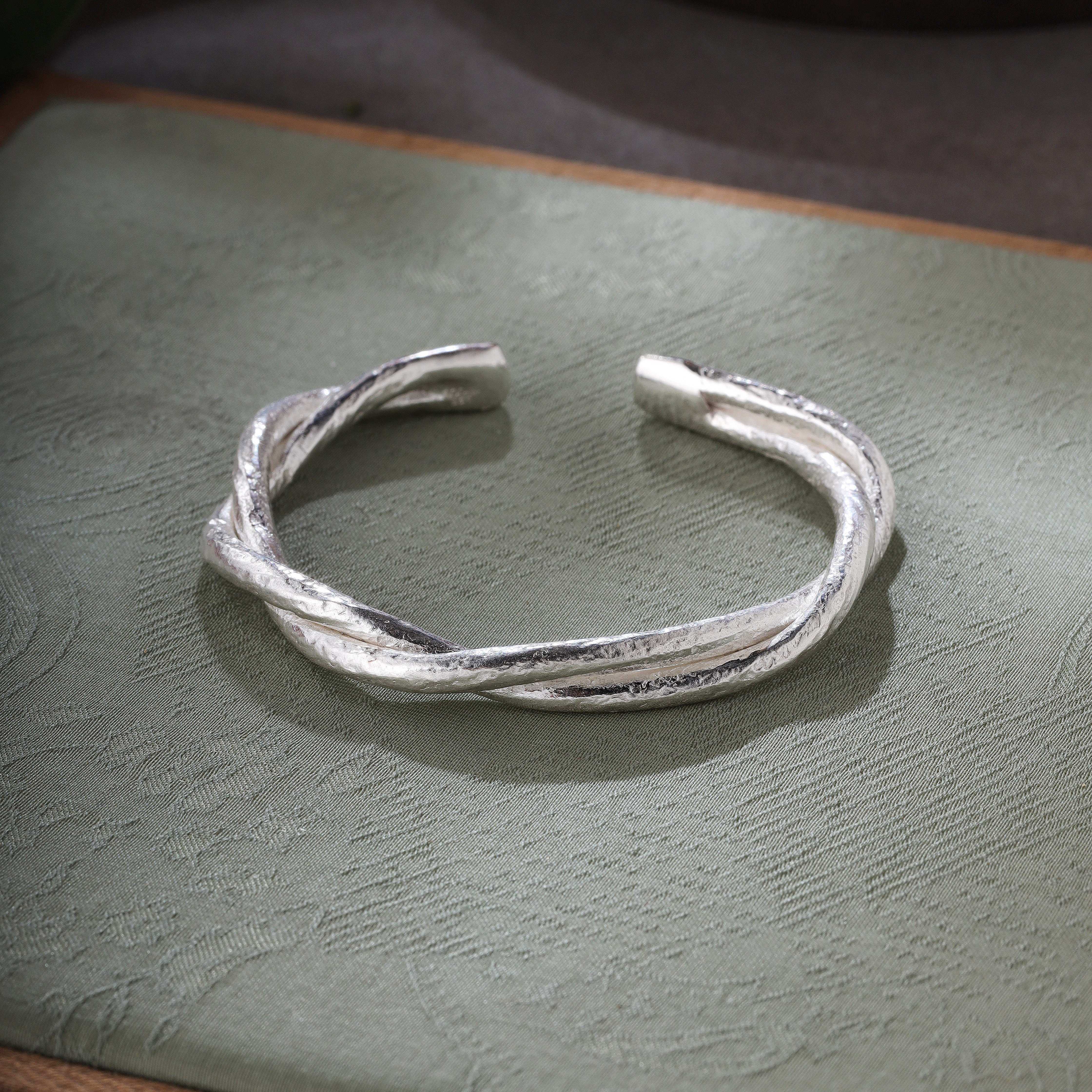 熙素新款纯手工古法扭纹麻花银手镯999纯银国风时尚纹理开口手环,淘宝优惠券,粉丝福利购,淘宝优惠卷