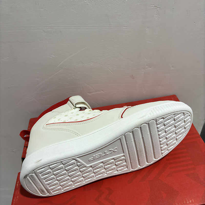 特步儿童正品春秋休闲高帮学院魔术贴女童运动板鞋677114314028,淘宝优惠券,粉丝福利购,淘宝优惠卷