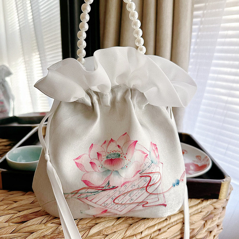 古风汉服马面裙配饰包珍珠手提斜跨包 梅花印花抽绳圆嘟嘟花边包Z,淘宝优惠券,粉丝福利购,淘宝优惠卷