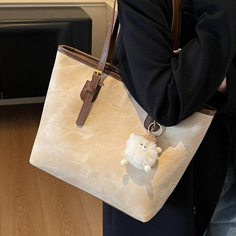 大容量包包女 秋冬百搭2025新休闲单肩包今年流行上班通勤托特包N,淘宝优惠券,粉丝福利购,淘宝优惠卷