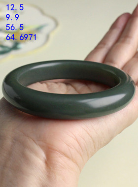 质地拔尖的青玉籽料手镯