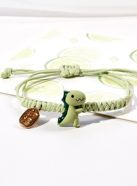 2026时尚韩版卡通小熊手链女简约  拼多多货源个性手串女闺蜜礼物