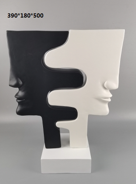 抽象人物样板间白色酒柜装饰品